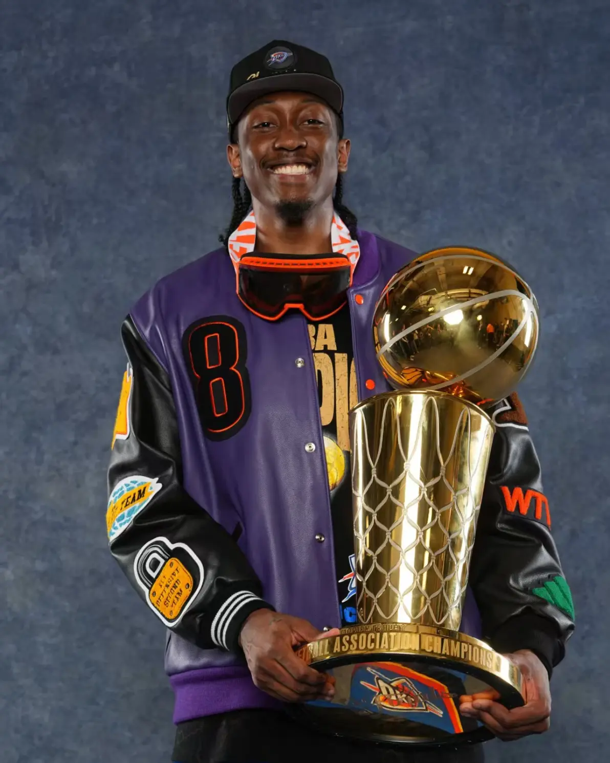 英雄联盟S15-NBA总决赛赛程吃紧，俄克拉荷马雷霆集结日篮板制胜，更衣室稳定，数据趋势出现新变化的简单介绍